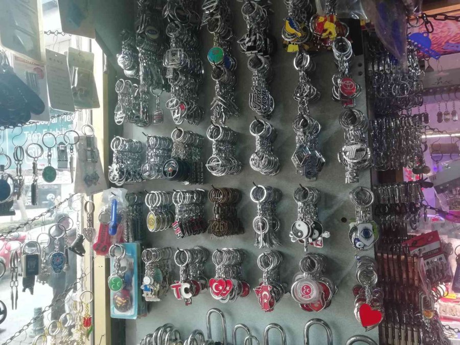 Anahtarlık Satışları Çilingirlere Daha Çok Para Kazandırıyor