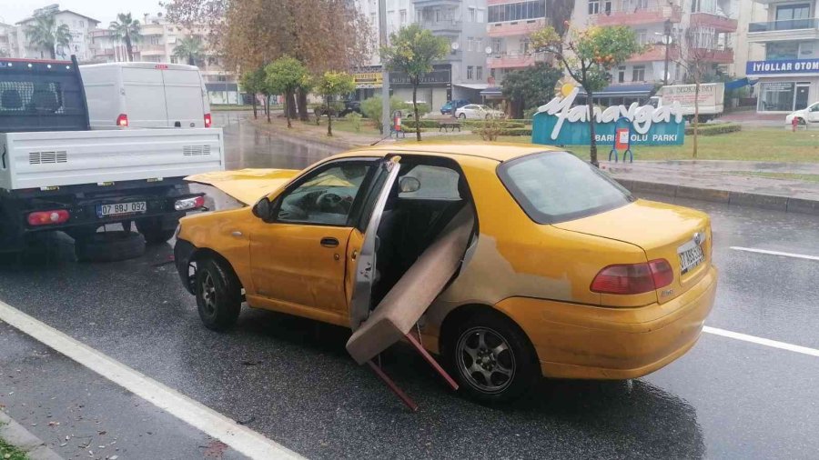 Polis, Ayakta Durmakta Zorlanınca Şüphelendi, Depresyon İlacı Kullandığı Anlaşıldı