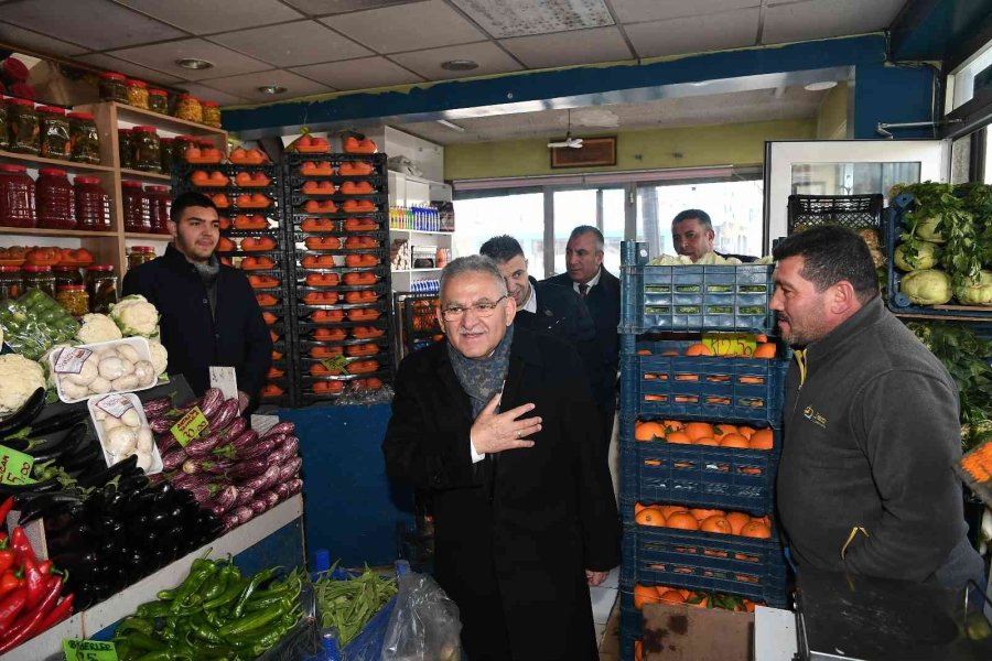 Başkan Büyükkılıç’tan Mithatpaşa Ve Yeşil Mahallede Esnaf Ziyareti