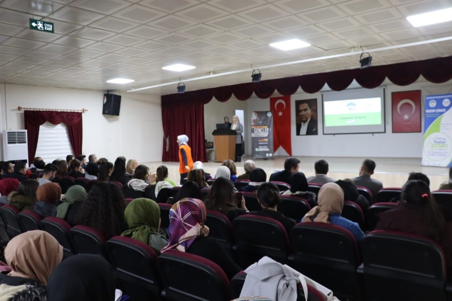 Büyükşehir ’sırdaşın Olayım’ Projesini Üniversite Gençliği İle Buluşturuyor