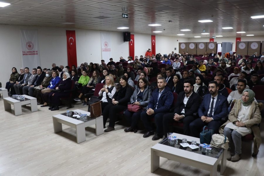 Büyükşehir ’sırdaşın Olayım’ Projesini Üniversite Gençliği İle Buluşturuyor