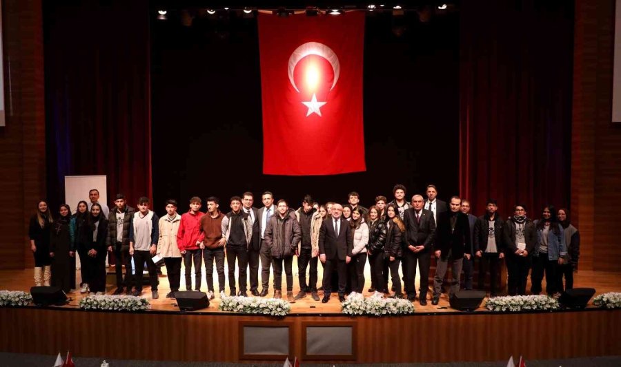 Kayü Rektörü Karamustafa, Lise Öğrencileriyle Söyleşi Etkinliğinde Buluştu