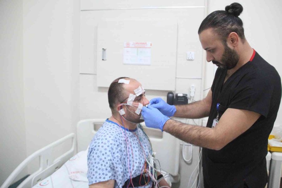 Horlayan, Uykuda Nefesi Duran, Gündüz Aşırı Uyku Hali Olanlar Dikkat