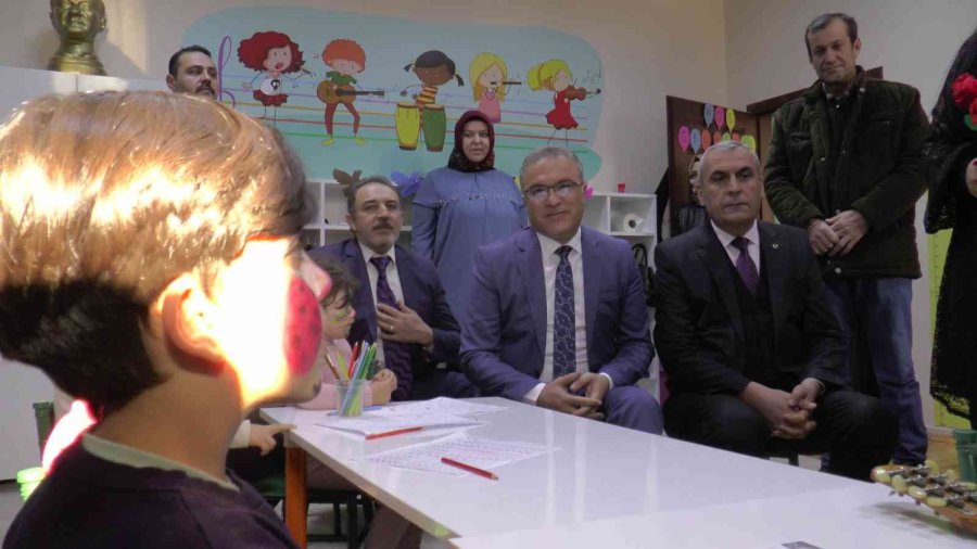 Atıl Köy Okulları Küllerinden Doğuyor