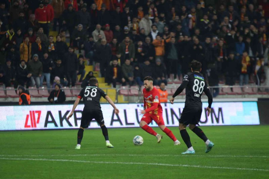Spor Toto Süper Lig: Kayserispor: 1 - Sivasspor: 0 (maç Devam Ediyor)
