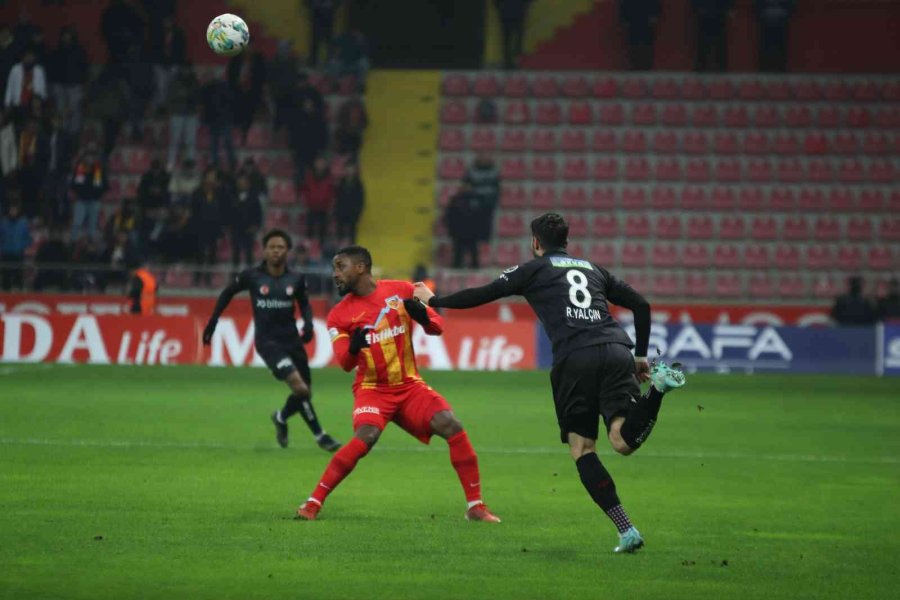 Spor Toto Süper Lig: Kayserispor: 1 - Sivasspor: 0 (maç Devam Ediyor)
