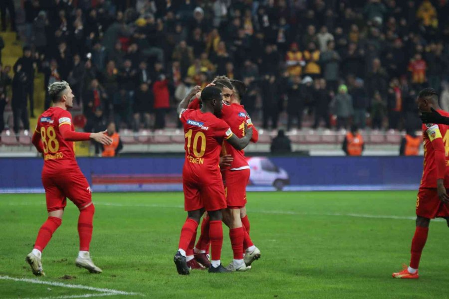 Spor Toto Süper Lig: Kayserispor: 3 - Sivasspor: 0 (ilk Yarı)