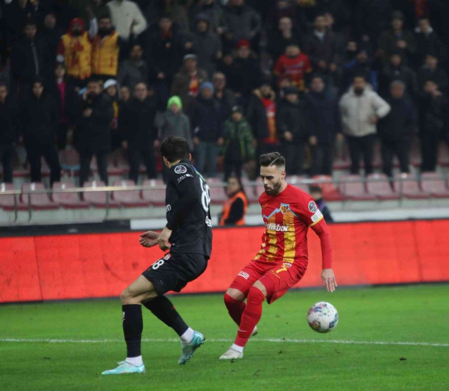 Spor Toto Süper Lig: Kayserispor: 3 - Sivasspor: 0 (ilk Yarı)