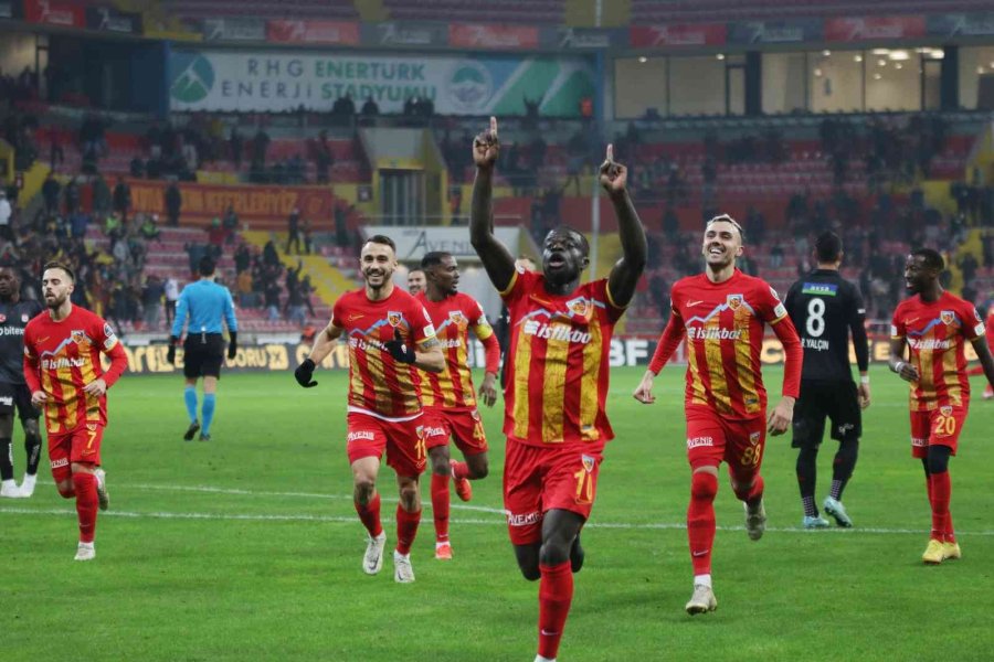 Spor Toto Süper Lig: Kayserispor: 3 - Sivasspor: 0 (ilk Yarı)