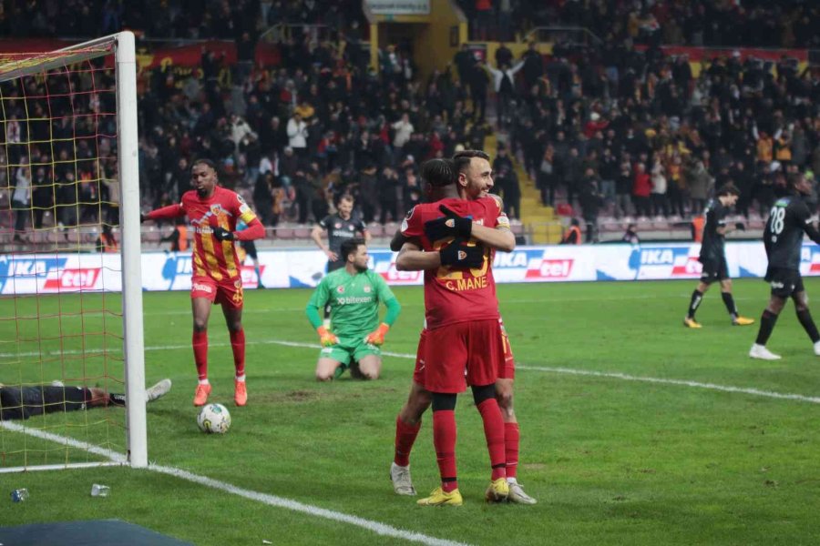 Spor Toto Süper Lig: Kayserispor: 3 - Sivasspor: 0 (ilk Yarı)