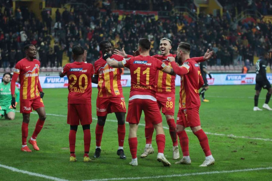 Spor Toto Süper Lig: Kayserispor: 3 - Sivasspor: 0 (ilk Yarı)