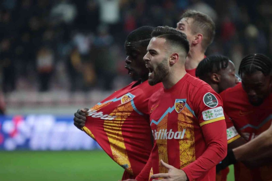 Spor Toto Süper Lig: Kayserispor: 3 - Sivasspor: 0 (ilk Yarı)