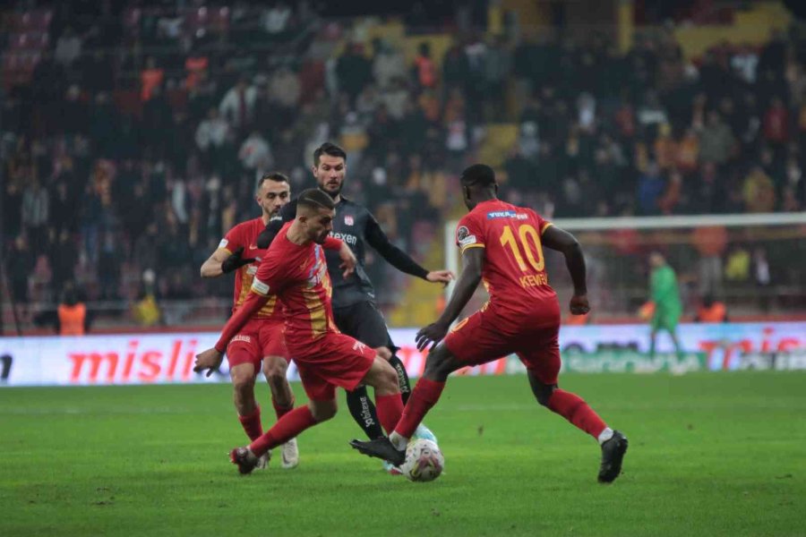 Spor Toto Süper Lig: Kayserispor: 4 - Sivasspor: 1 (maç Sonucu)