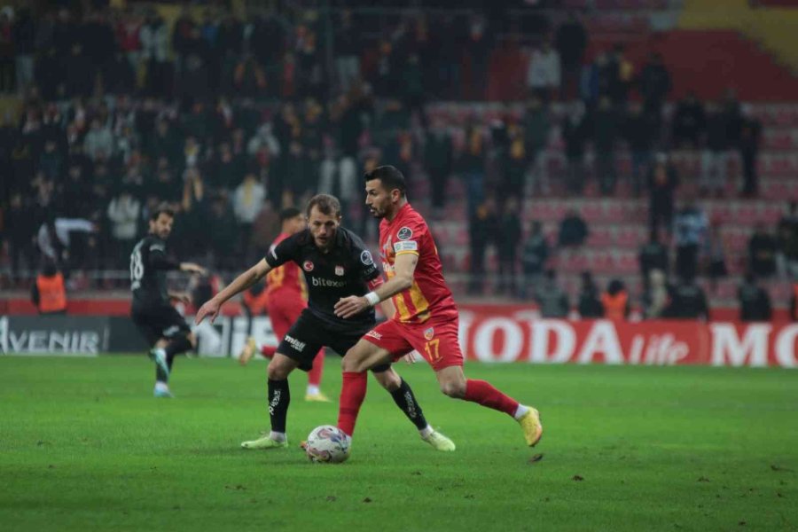 Spor Toto Süper Lig: Kayserispor: 4 - Sivasspor: 1 (maç Sonucu)