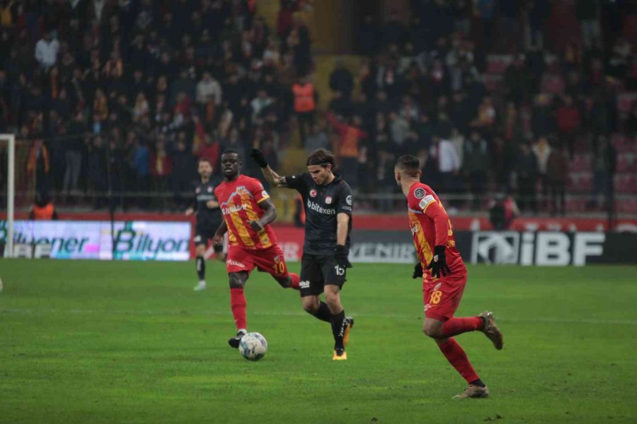 Spor Toto Süper Lig: Kayserispor: 4 - Sivasspor: 1 (maç Sonucu)