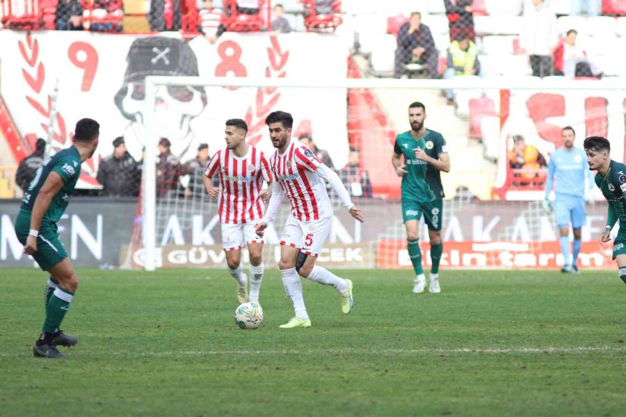 Spor Toto Süper Lig: Fta Antalyaspor: 2 - Giresunspor: 2 (maç Sonucu)