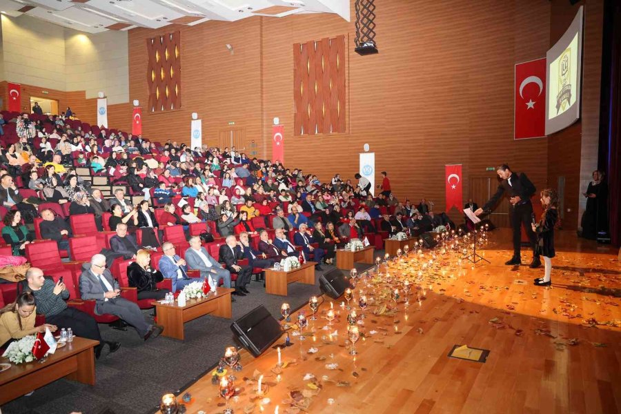 Başkan Yalçın’ın Minik Öğrenci İle Şiir Düeti