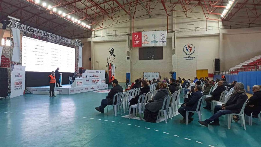 Toki’de İlçe Kuraları Başladı