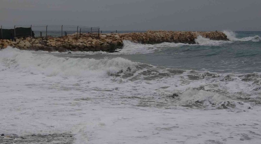 Akdeniz’de Ekmek Teknelerine Fırtına Molası