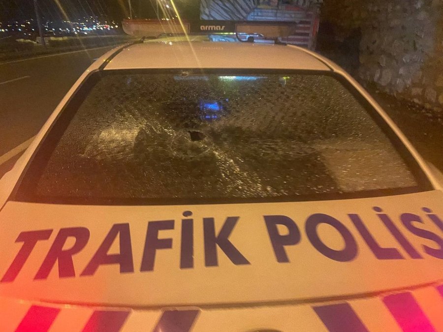 Antalya’da Polis Otosuna Kurşun Yağdıran 4 Saldırgan Tutuklandı
