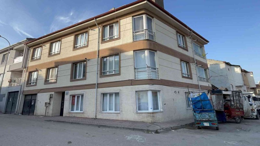Eskişehir’de 8 Kişilik Aile Soba Dumanından Zehirlendi