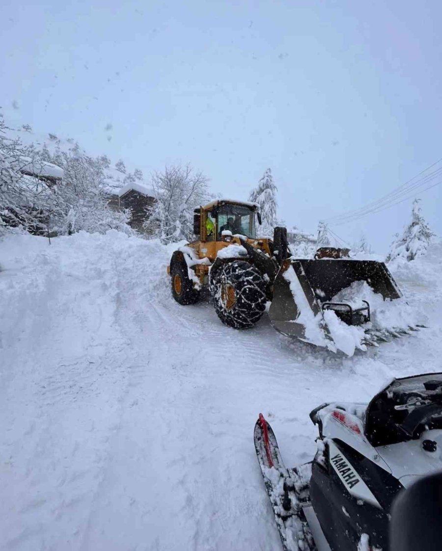 Antalya’da Bahar Ve Kış Birarada