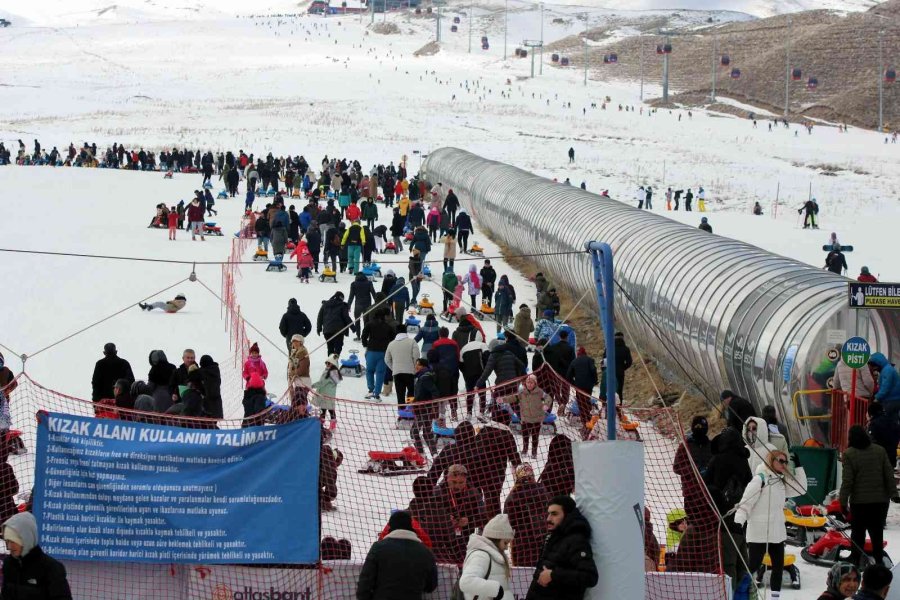 Erciyes’e Turist Akını