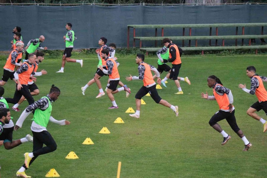 Alanyaspor, Galatasaray Maçı Hazırlıklarını Sürdürdü