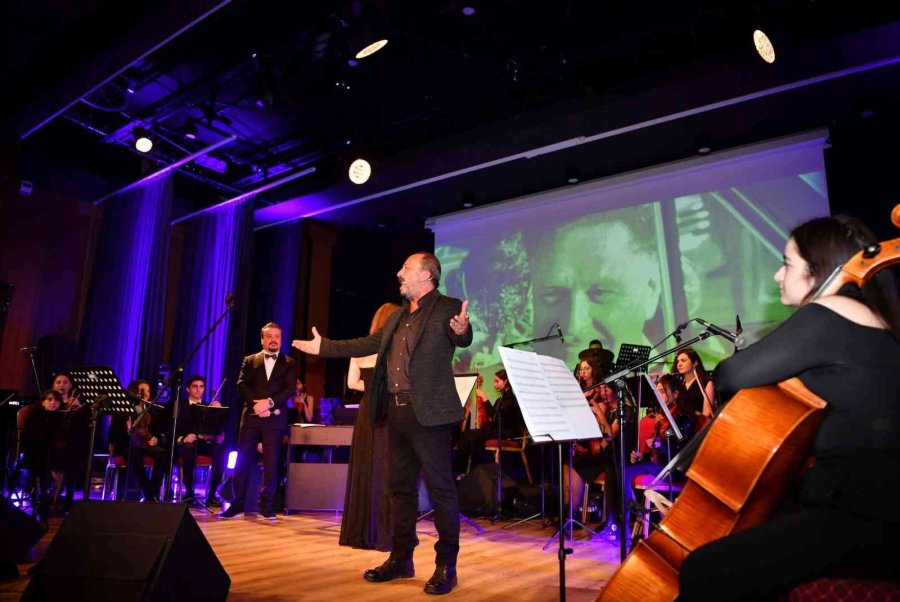 Konyaaltı Nazım Hikmet’i Andı