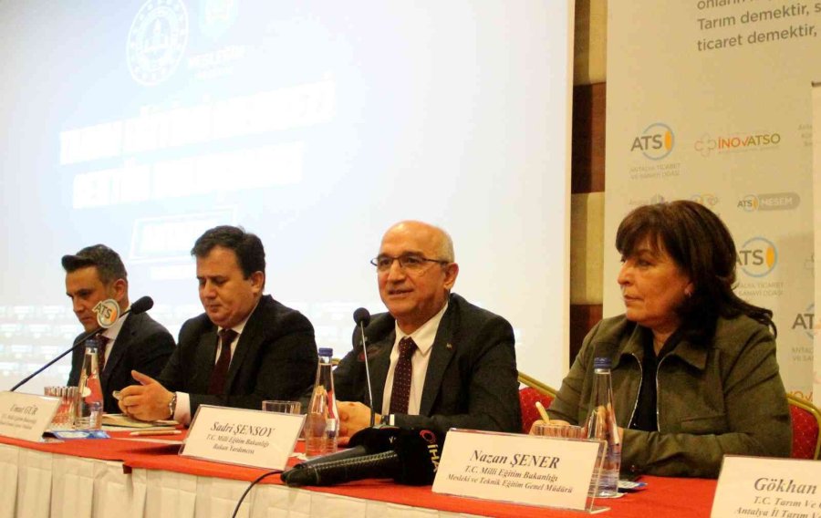 Türkiye’nin İlk Tarım Eğitim Merkezi Antalya’ya Açılacak