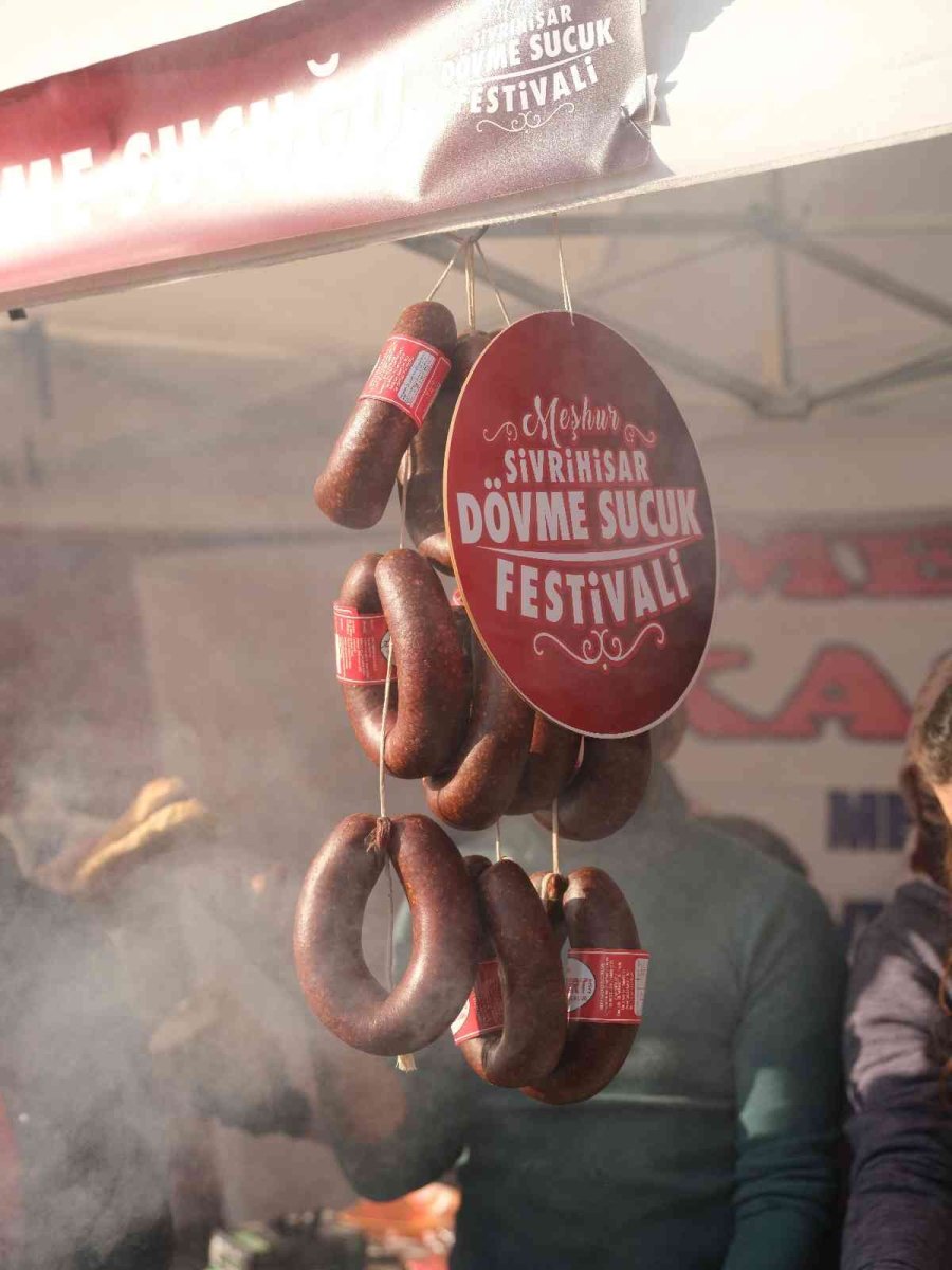 Sivrihisar Dövme Sucuk Festivali’nde Zara Ve Özgür Can Çoban Sahne Alacak