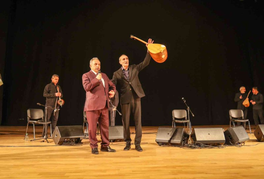 Talas’ta Cengiz Özkan Rüzgarı Esti