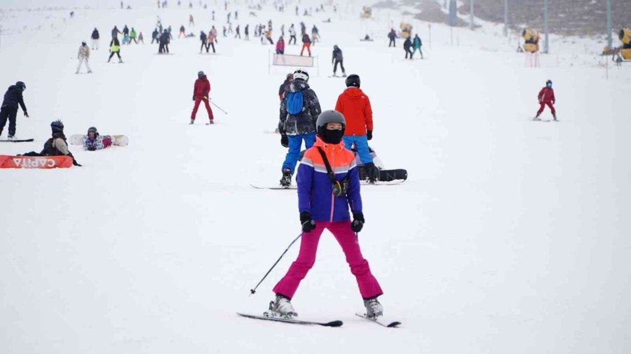 Erciyes Hafta Sonu 70 Bin Misafir Ağırladı