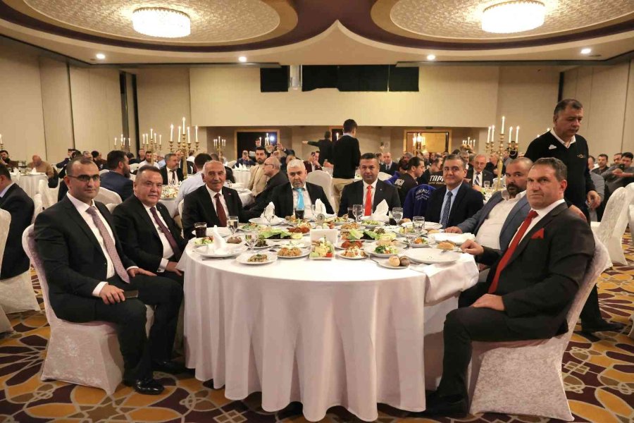 Başkan Muhittin Böcek Dadaşlar İle Buluştu