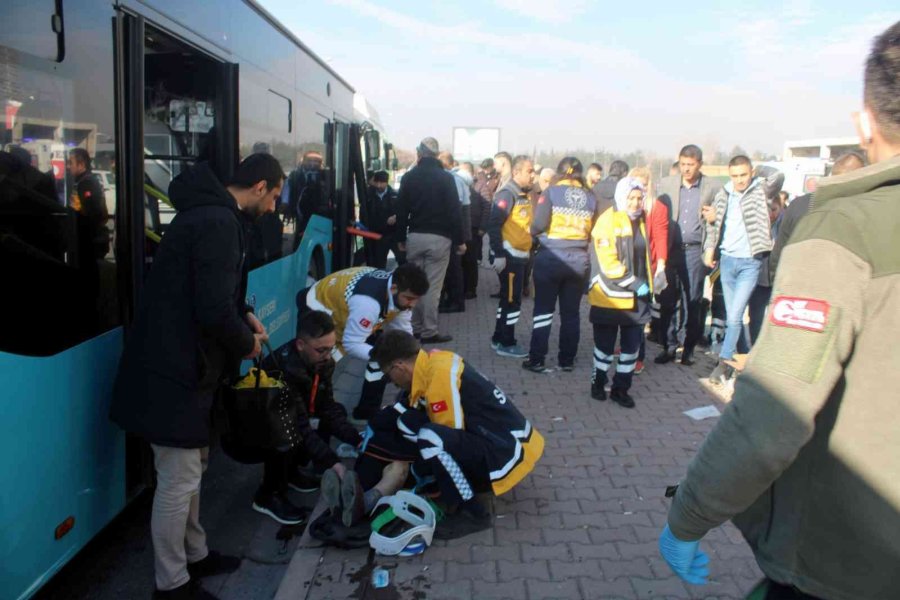 Kayseri’de Halk Otobüsleri Çarpıştı, Can Pazarı Yaşandı: 29 Yaralı