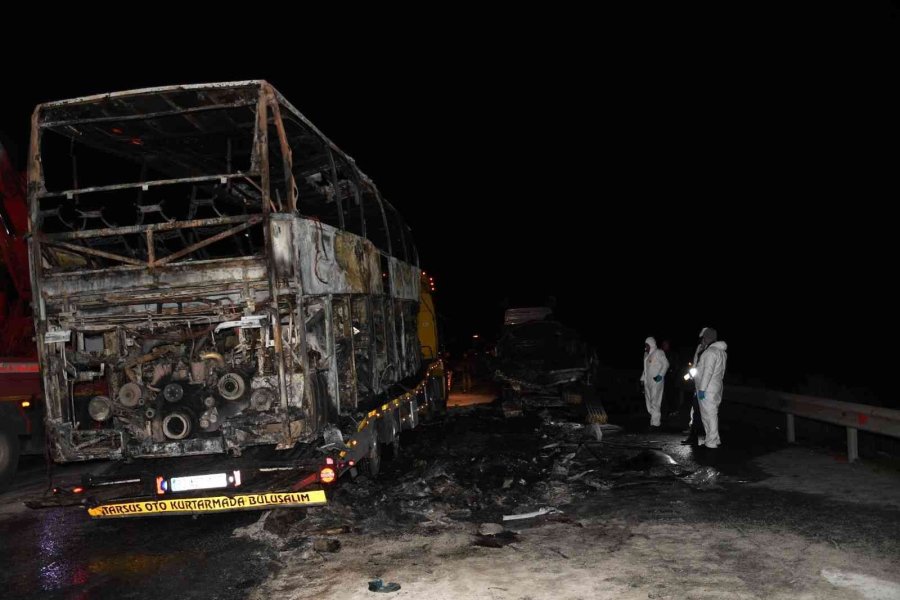 Mersin’deki Otobüs Kazası: 2’si Şehit 3 Ölü, 33 Yaralı