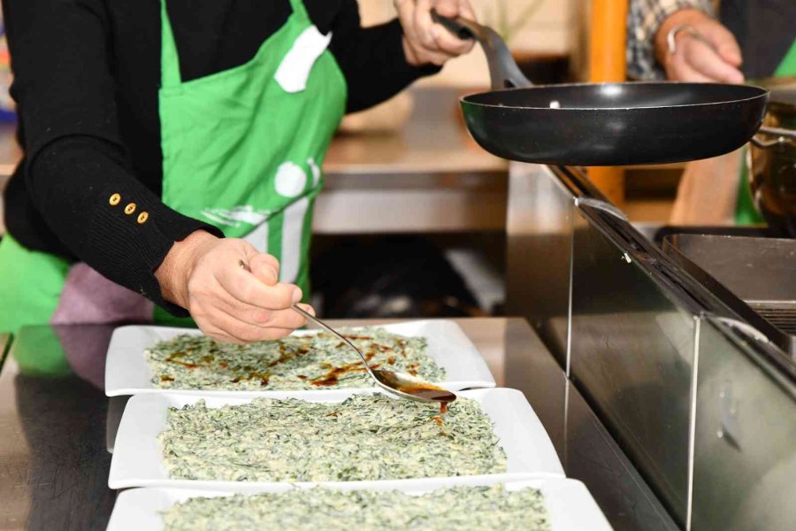 Mutfaktaki Yeteneklerini Geliştiriyorlar