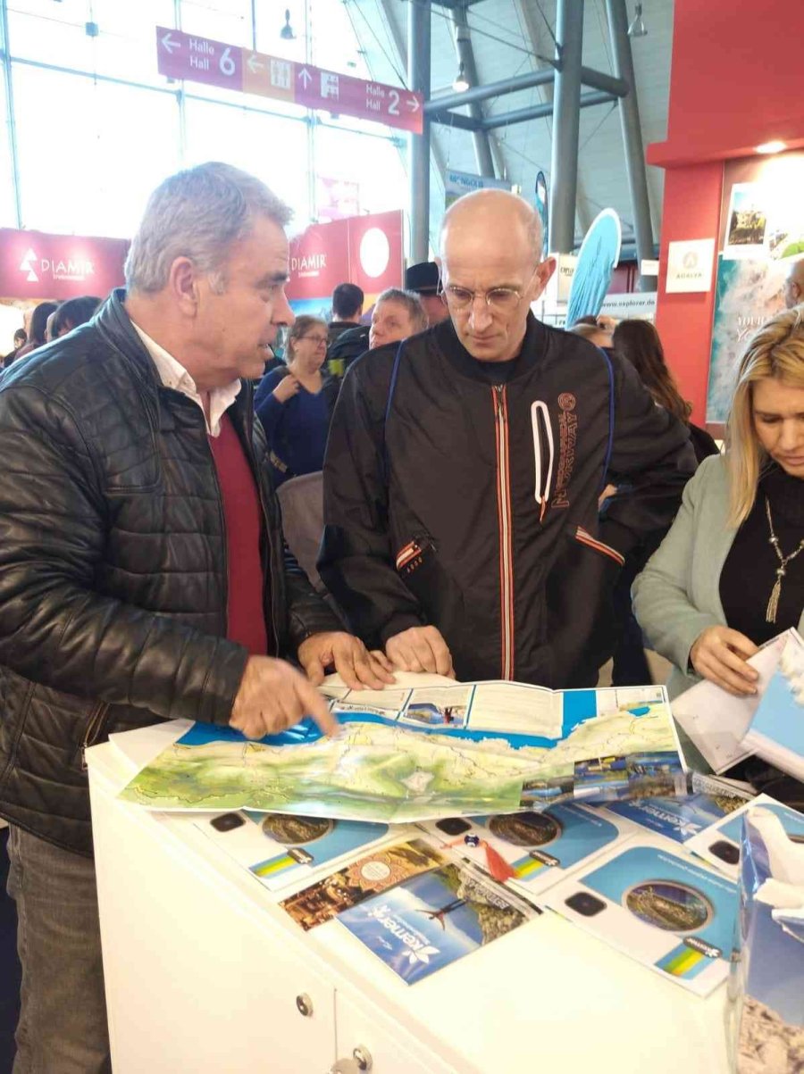 Kemer Belediyesi Cmt Turizm Fuarı’nda
