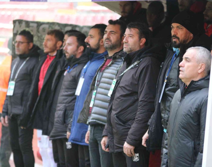 Ziraat Türkiye Kupası: Dg Sivasspor: 3 - Karacabey Belediyespor: 0