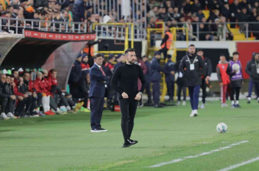 Ziraat Türkiye Kupası: Alanyaspor: 0 - Galatasaray: 2 (ilk Yarı)