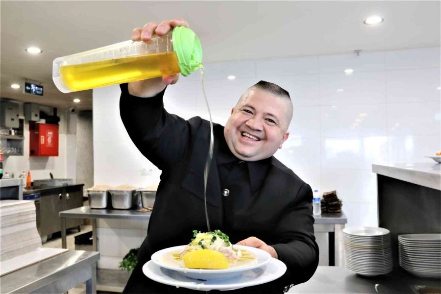 Kim Jong-un’a Benzerliği İle Ün Saldı, Dünyanın Dört Bir Tarafından Teklif Yağıyor