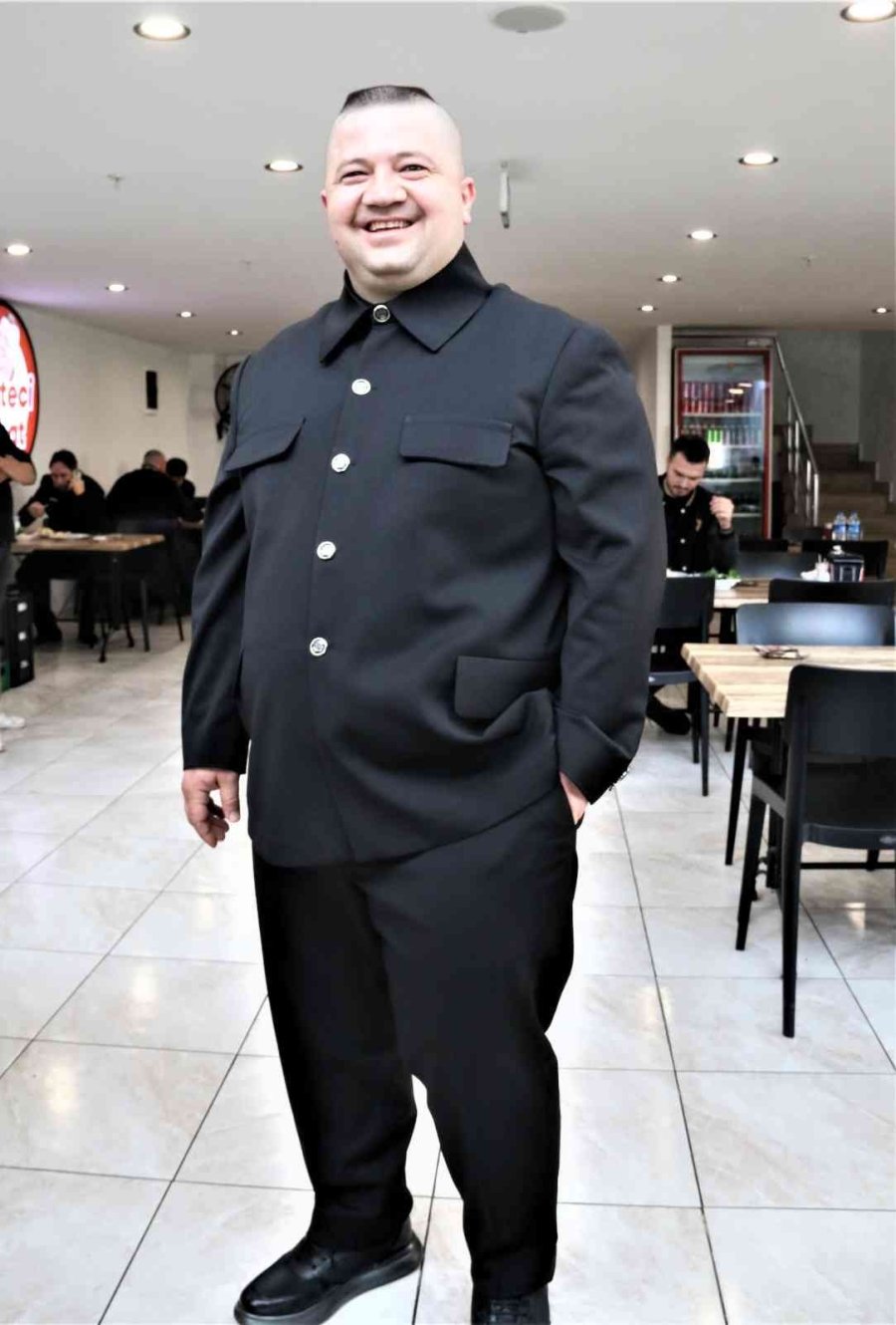 Kim Jong-un’a Benzerliği İle Ün Saldı, Dünyanın Dört Bir Tarafından Teklif Yağıyor