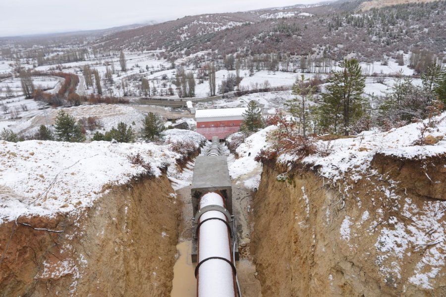 Gembos’un Akan Suyundan Hem Göl Beslenecek Hem De Elektrik Üretilecek