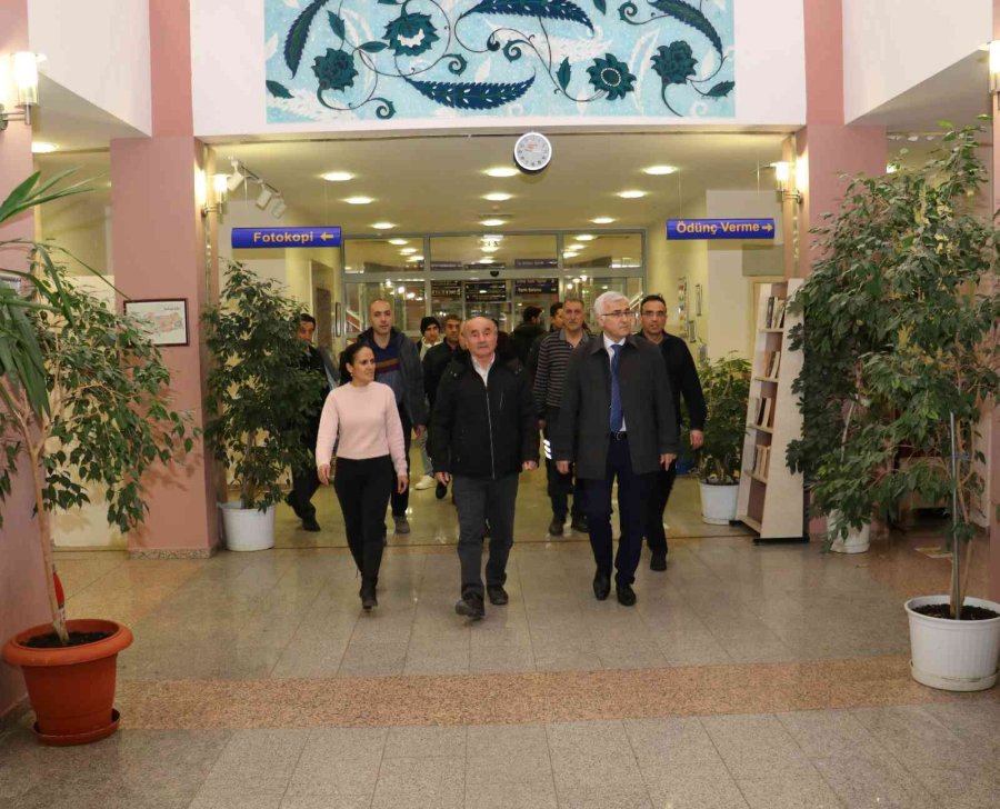 Sınav Haftasında Esogü’lü Öğrencilere Kumanya Desteği