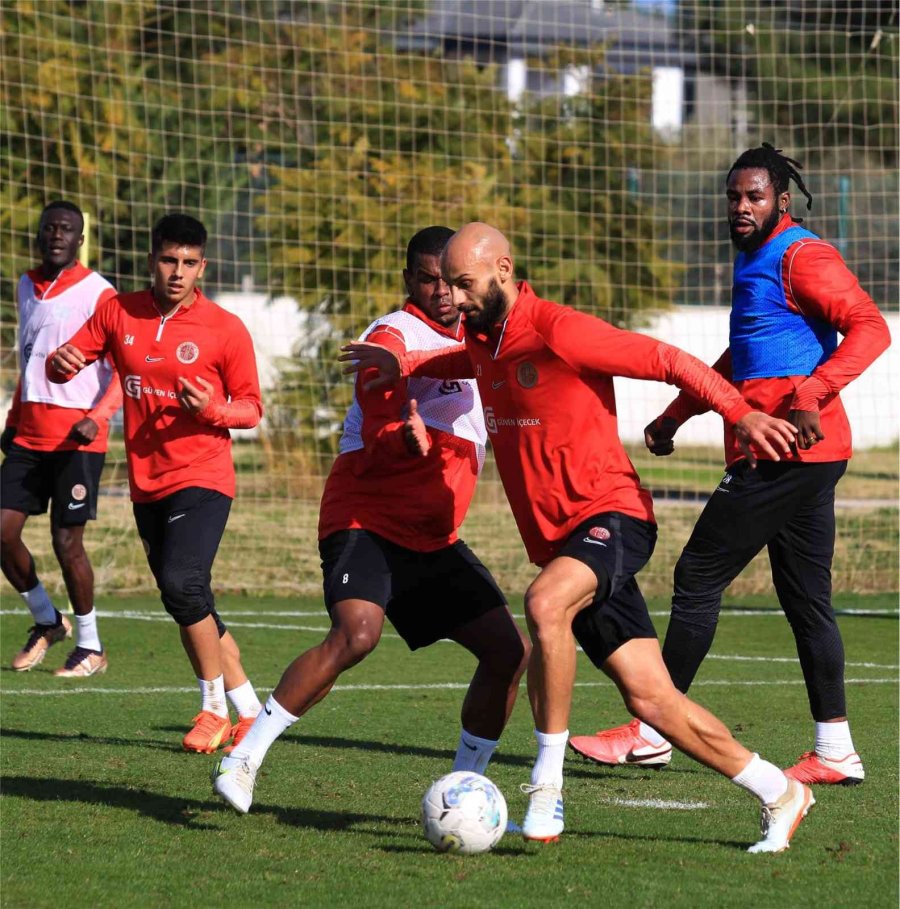 Fta Antalyaspor, Galatasaray Maçı Hazırlıklarına Başladı