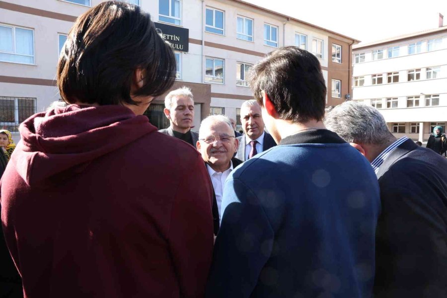 Başkan Büyükkılıç, 3,5 Milyon Tl’lik Eğitim Ve Spor Yatırımının Açılışını Yaptı