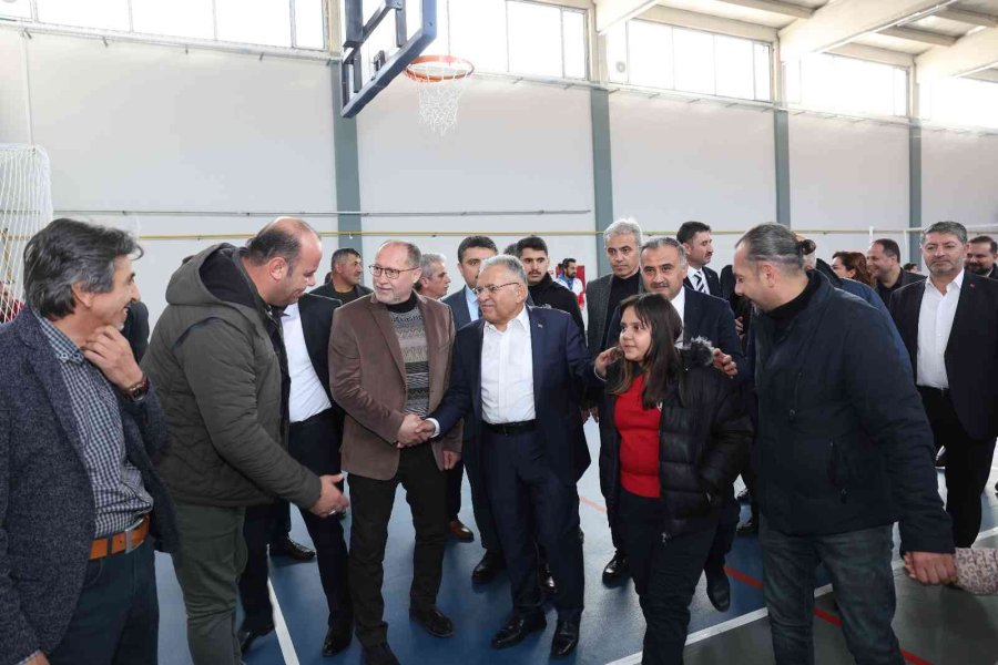 Başkan Büyükkılıç, 3,5 Milyon Tl’lik Eğitim Ve Spor Yatırımının Açılışını Yaptı