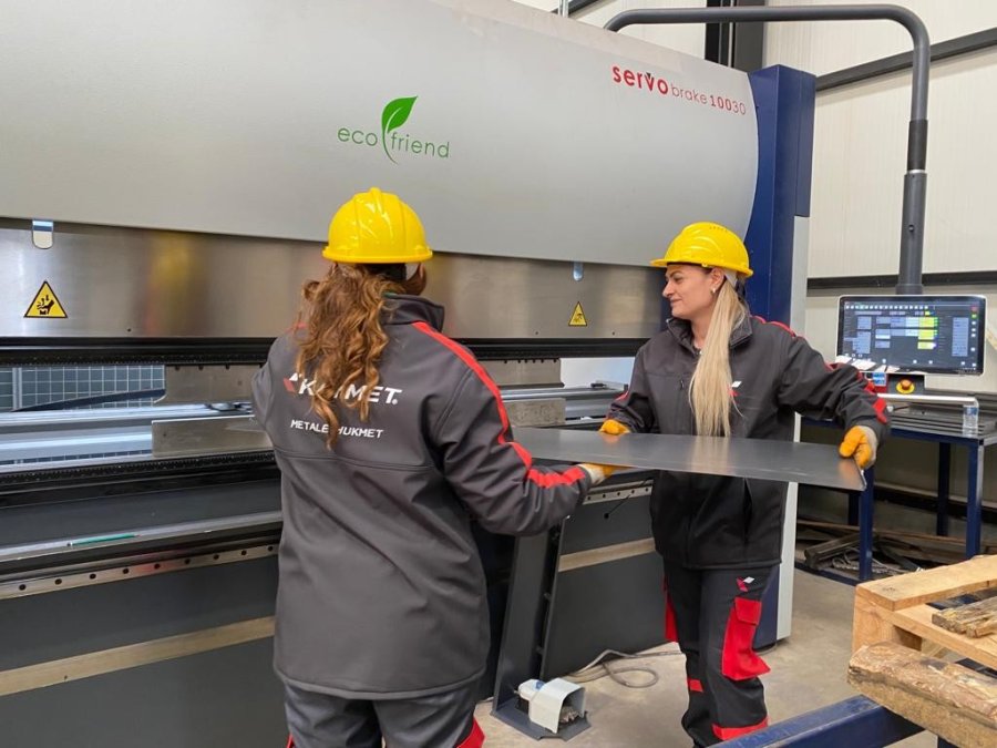 ’sanayide Kadın Eli’ Projesinde Sertifikalar Verildi