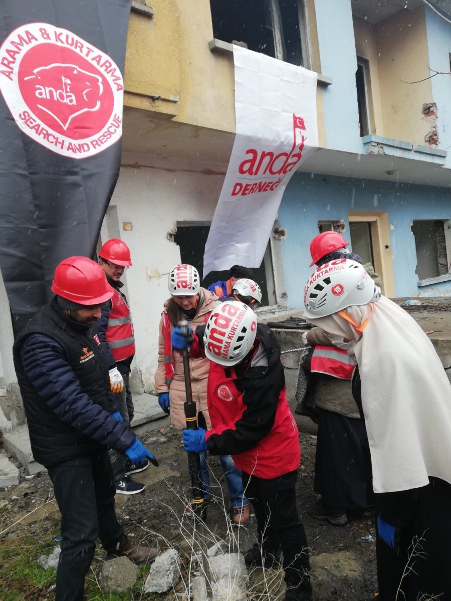 Afad’ın ‘gönüllü Yardımcıları’