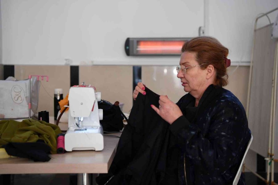 Esen: Üretimi Ve Üreteni Destekliyoruz